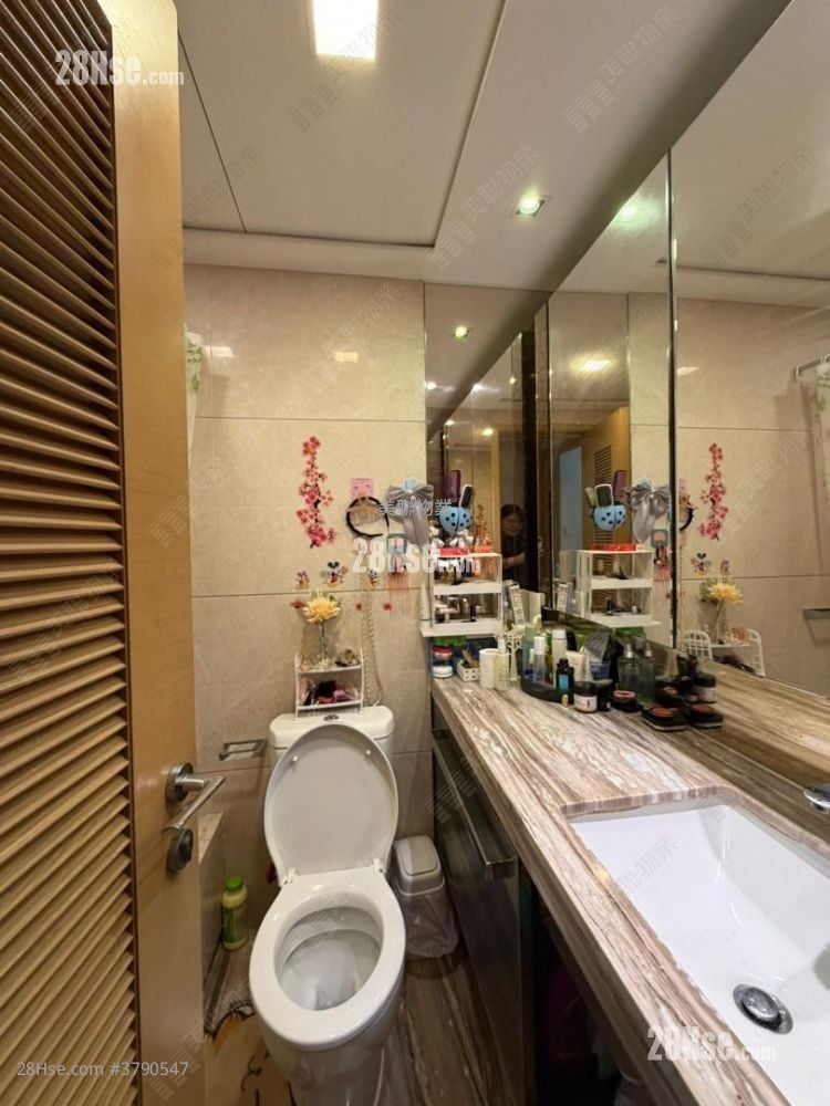 One Regent Place Sell 3 Bedrooms , 2 Bathrooms 853 ft²