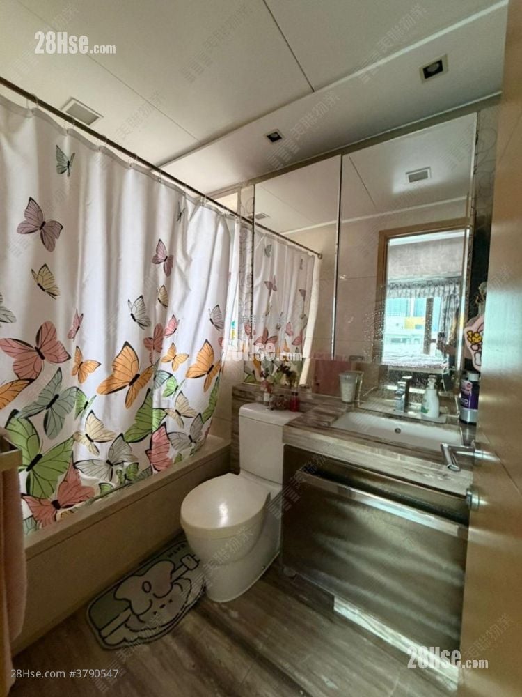 One Regent Place Sell 3 Bedrooms , 2 Bathrooms 853 ft²