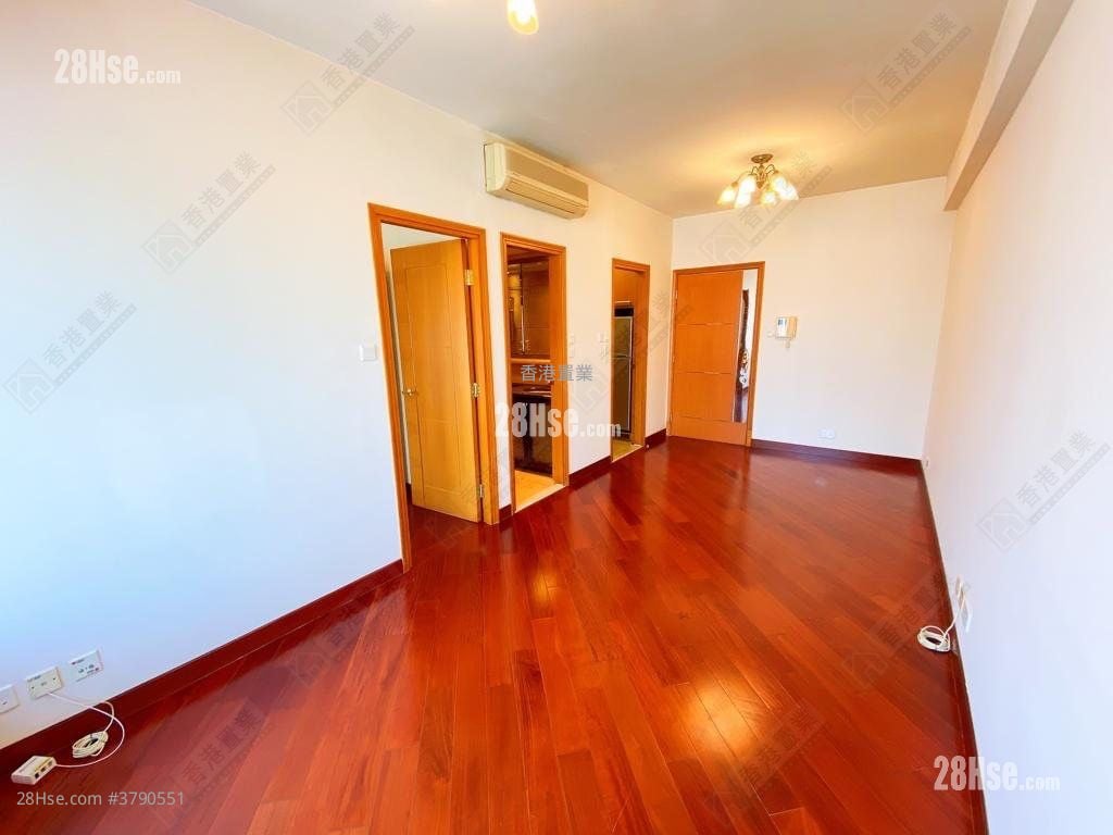 The Arch Rental 1 Bedroom , 1 Bathroom 400 ft²