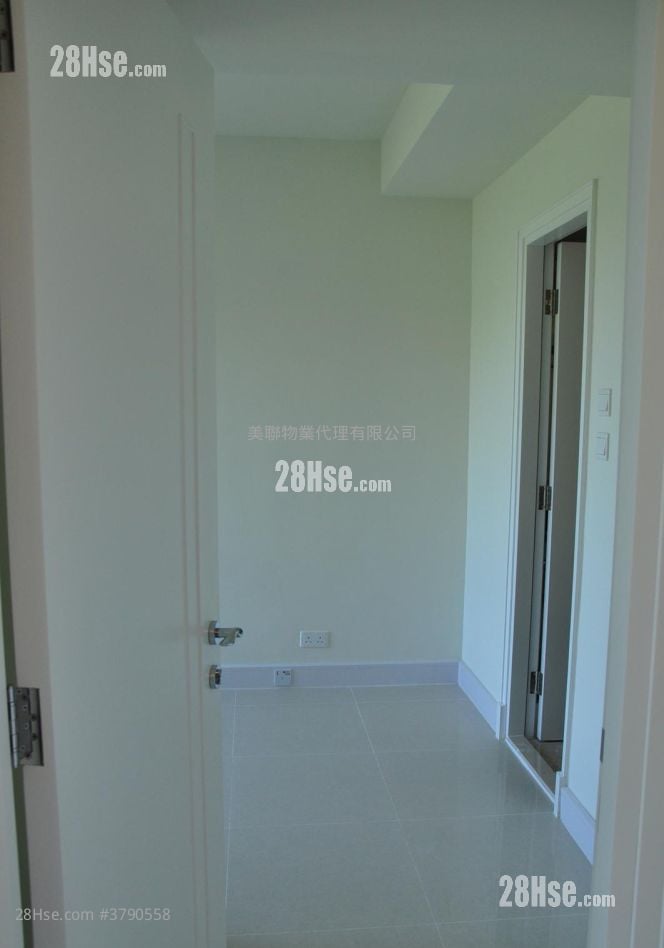 Le Prime Of Le Prestige Sell 3 Bedrooms , 2 Bathrooms 730 ft²