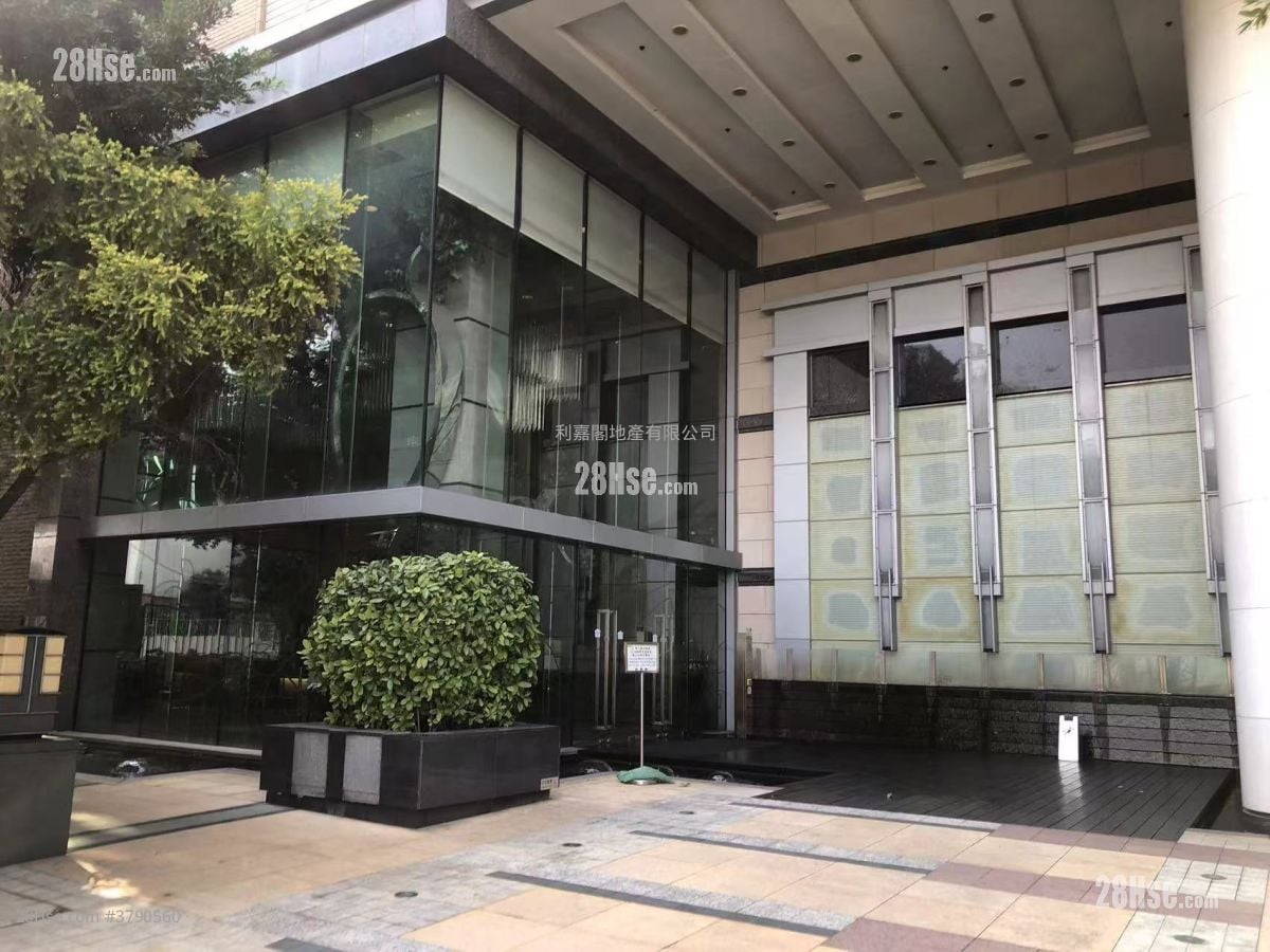 星汇居 售盘 3 房 671 平方尺