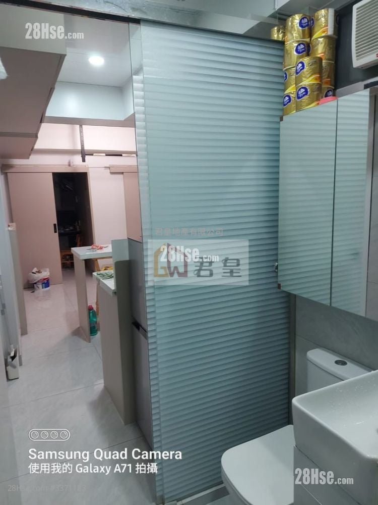 Wang Tak House Sell 2 Bedrooms , 1 Bathroom 312 ft²