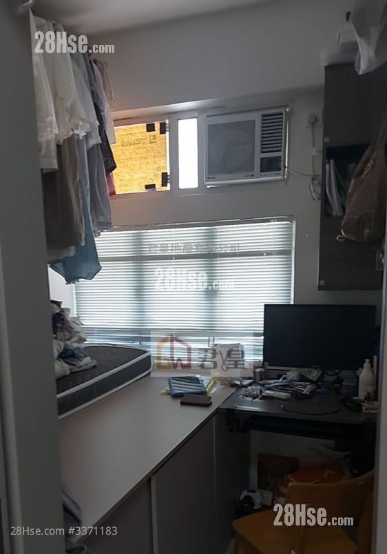 Wang Tak House Sell 2 Bedrooms , 1 Bathroom 312 ft²
