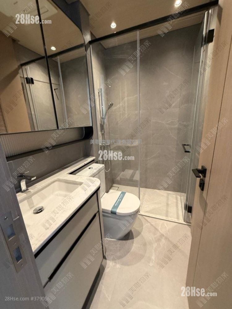 Seasons Place 租盘 1 房 , 1 浴室 323 平方尺