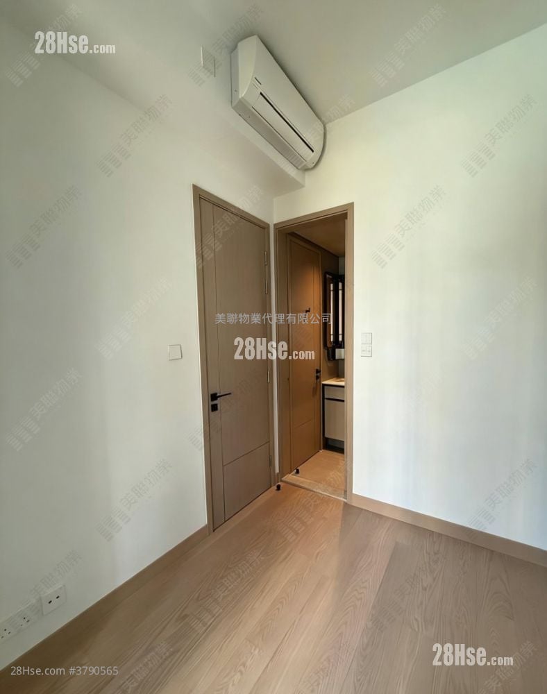 Seasons Place 租盘 1 房 , 1 浴室 323 平方尺