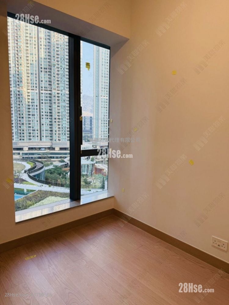 Seasons Place 租盘 1 房 , 1 浴室 323 平方尺