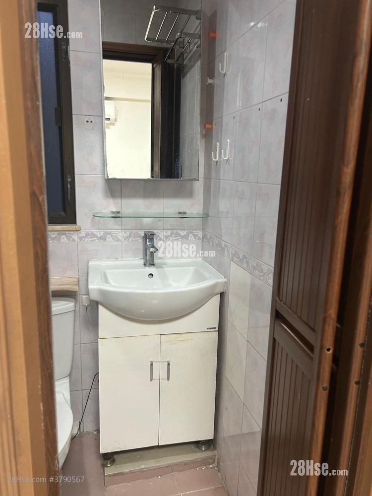 捷兴大厦 售盘 2 房 , 1 浴室 339 平方尺