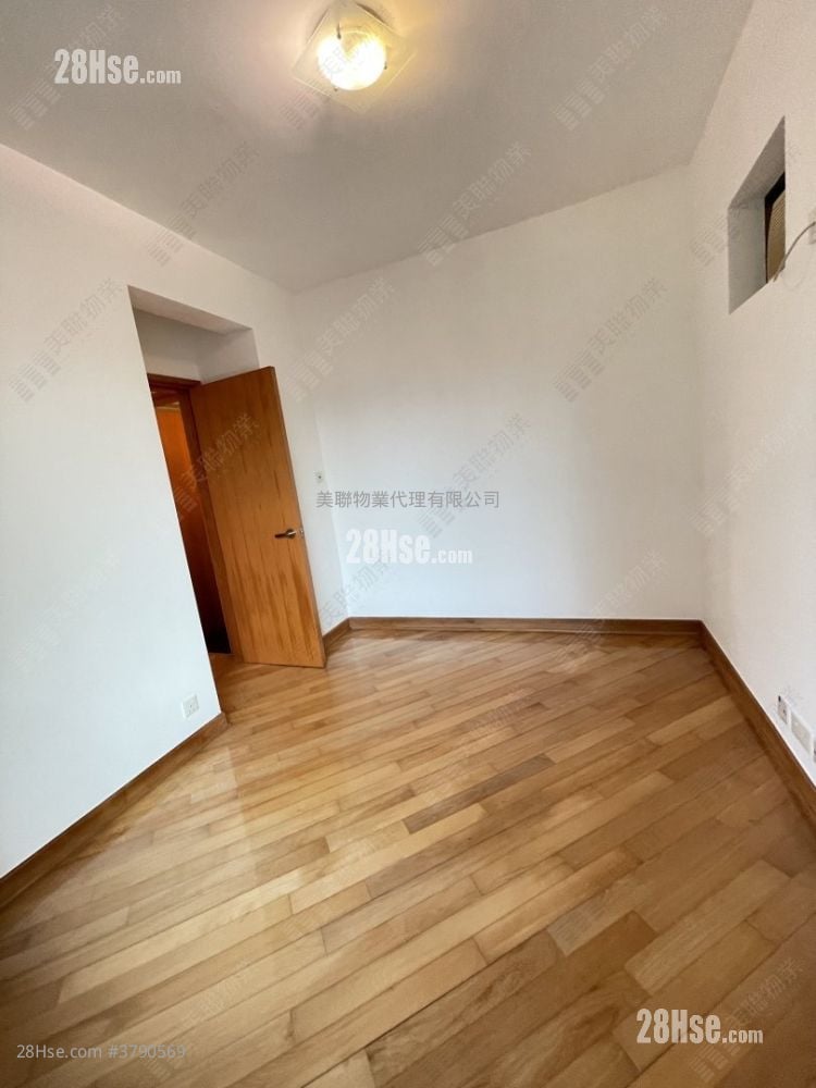 Liberte Sell 2 Bedrooms , 1 Bathroom 522 ft²