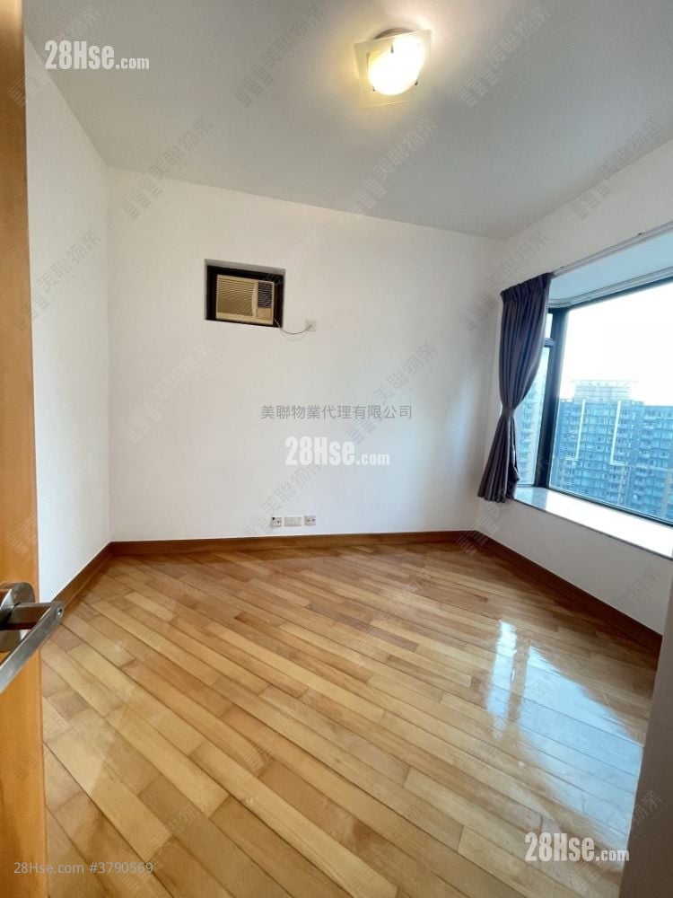 Liberte Sell 2 Bedrooms , 1 Bathroom 522 ft²