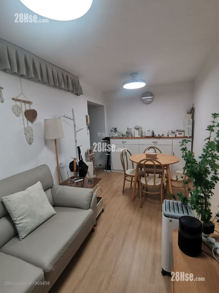 康田苑 售盘 2 房 , 1 浴室 400 平方尺