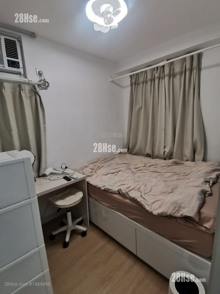 康田苑 售盘 2 房 , 1 浴室 400 平方尺