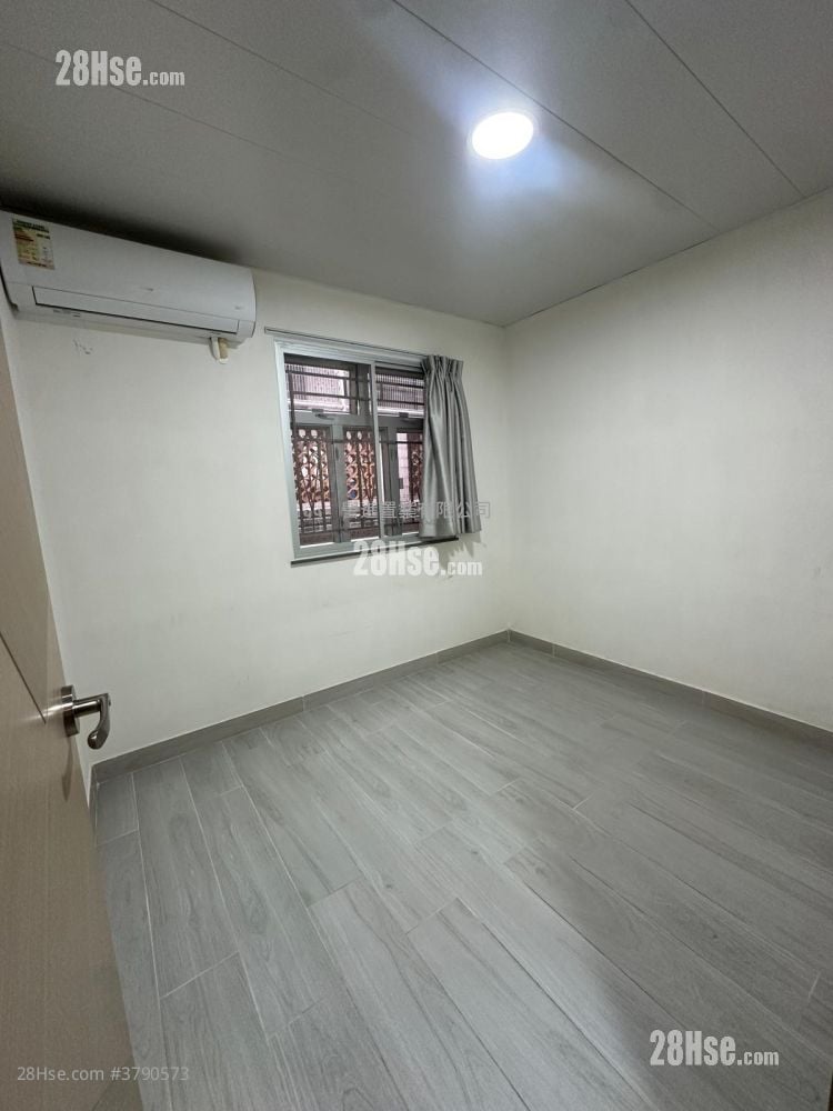 村屋 租盘 2 房 , 1 浴室 600 平方尺