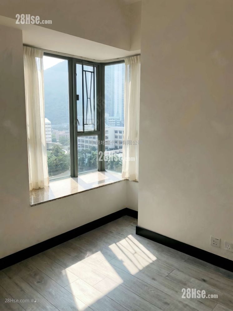 The Grandiose Sell 2 Bedrooms 438 ft²