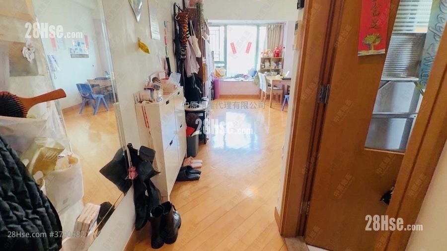 名逸居 售盘 2 房 526 平方尺