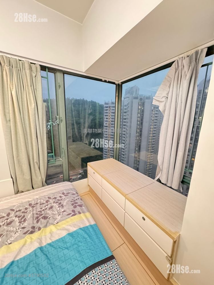 The Metro City Rental 3 Bedrooms , 2 Bathrooms 538 ft²