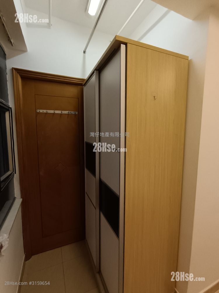 Eastman Court Rental Studio , 1 Bathroom 180 ft²