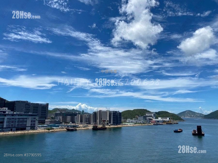 Marini Sell 2 Bedrooms 535 ft²