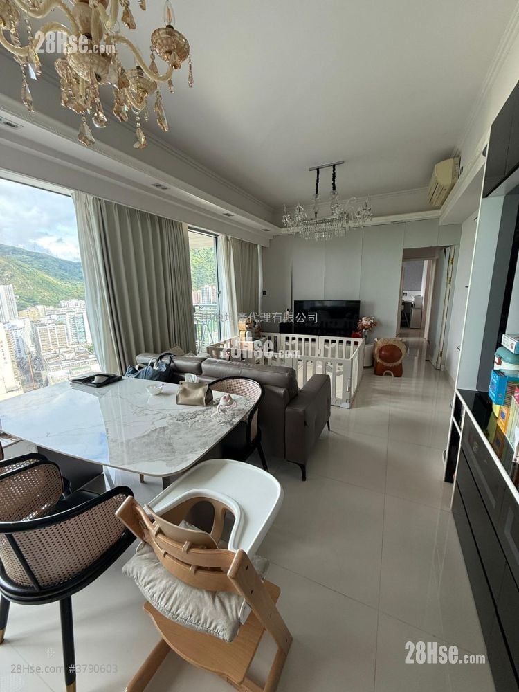 The Palazzo Sell 2 Bedrooms 920 ft²