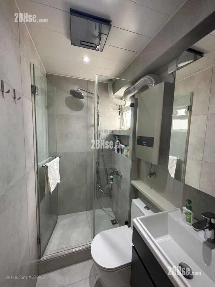Cheong Wan Mansion Sell 1 Bedroom , 1 Bathroom 346 ft²