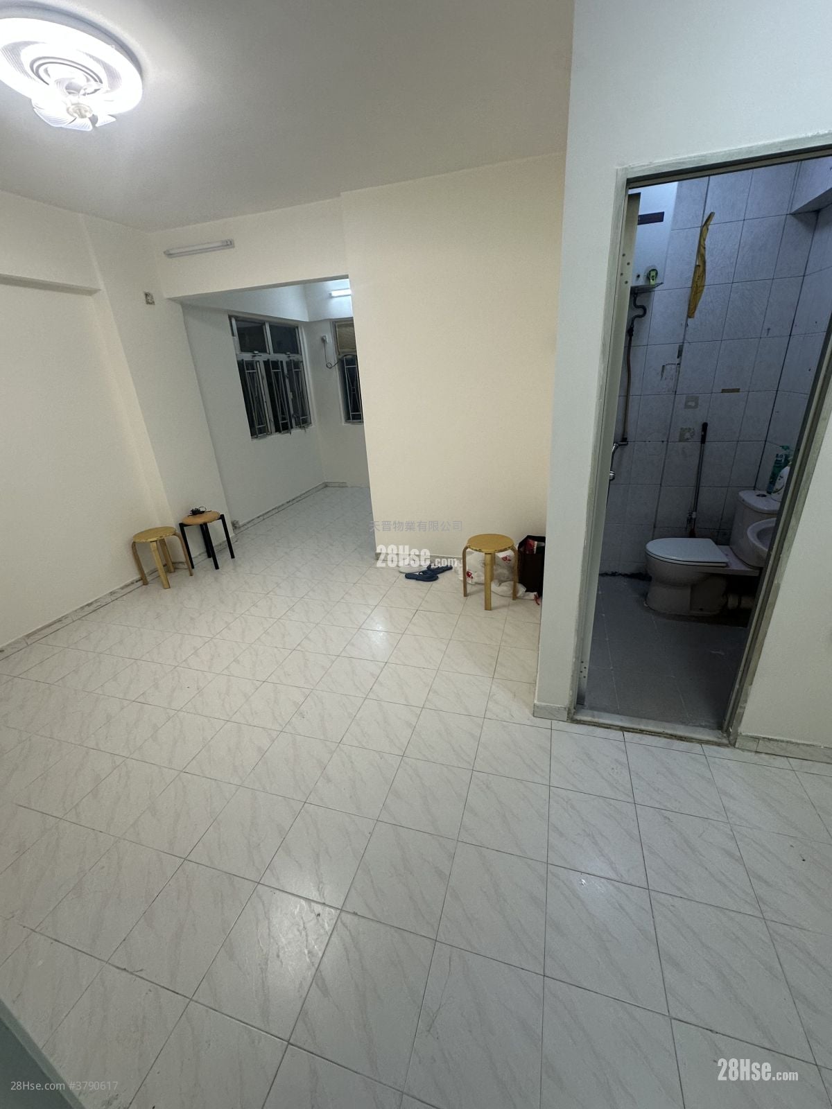 Po Teck Mansion Sell 2 Bedrooms , 1 Bathroom 366 ft²