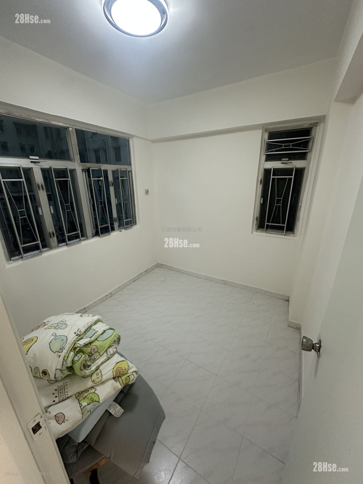 Po Teck Mansion Sell 2 Bedrooms , 1 Bathroom 366 ft²