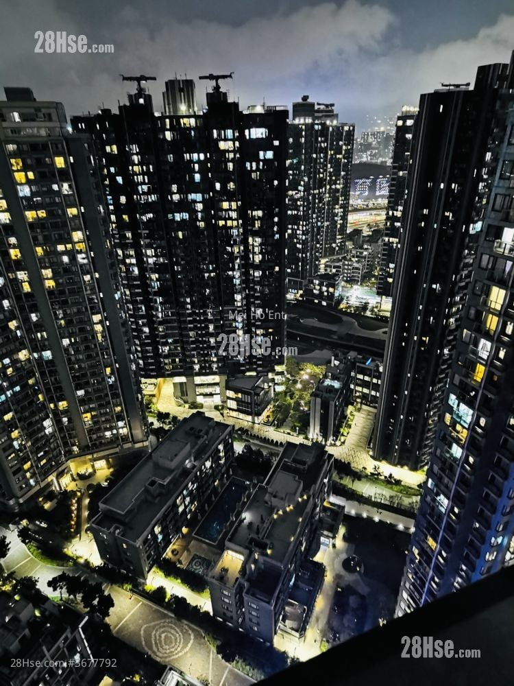 Victoria Skye Rental Studio , 1 Bathroom 266 ft²