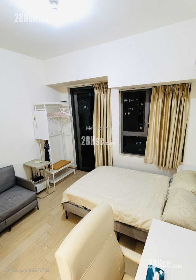 Victoria Skye Rental Studio , 1 Bathroom 266 ft²