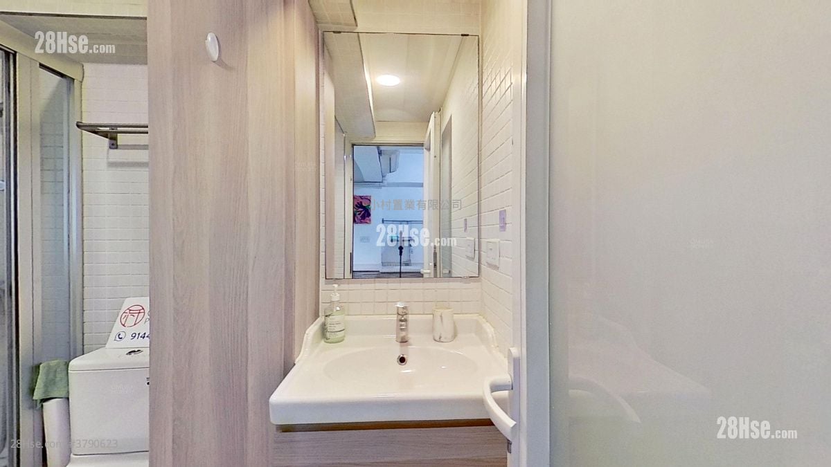 浴室: 歌赋街14号 租盘 开放式间隔 , 1 浴室 340 平方尺