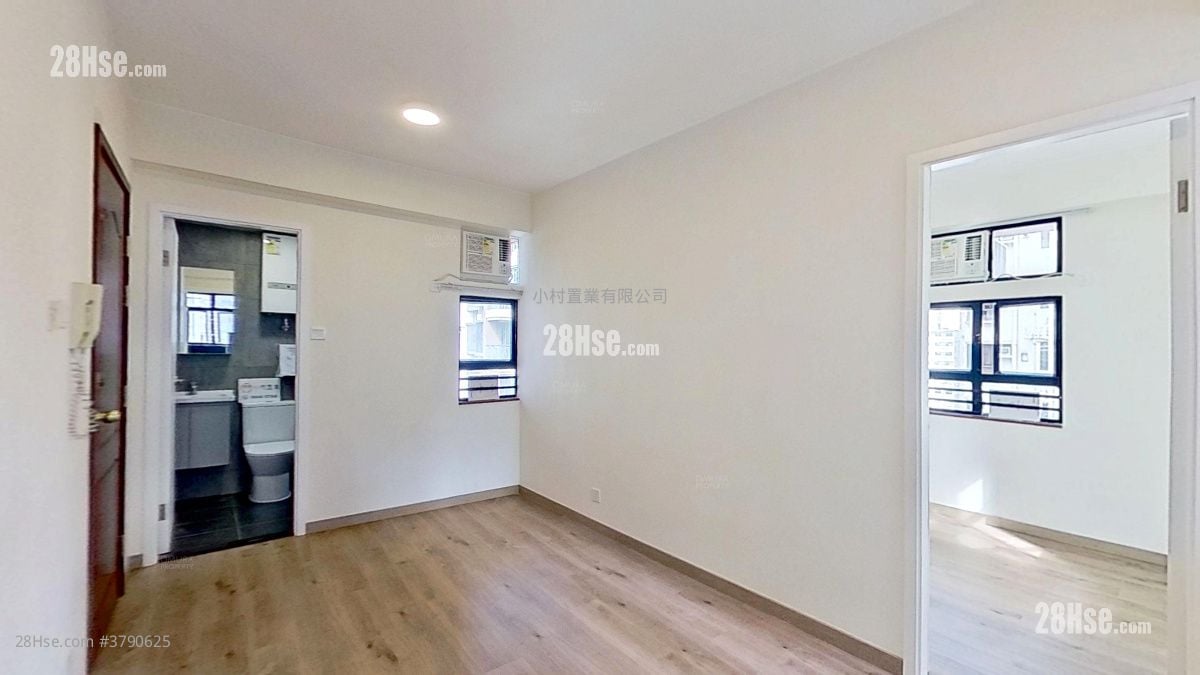 厅: Flora Court 租盘 1 房 , 1 浴室 313 平方尺