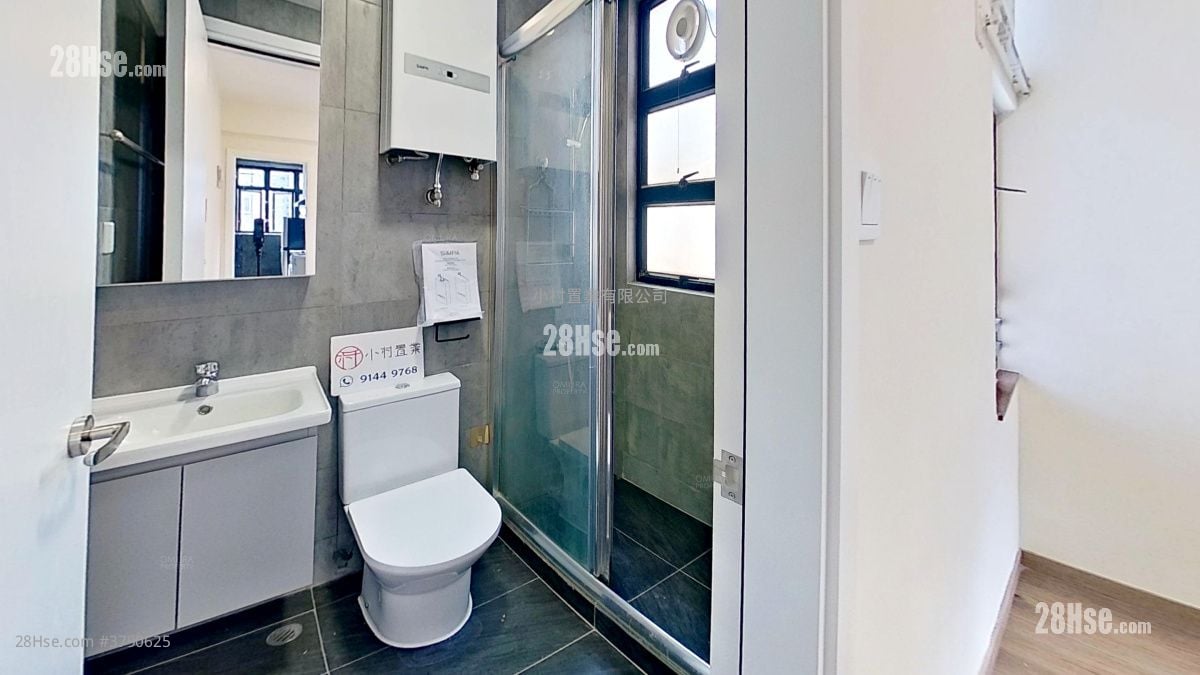 浴室: Flora Court 租盘 1 房 , 1 浴室 313 平方尺