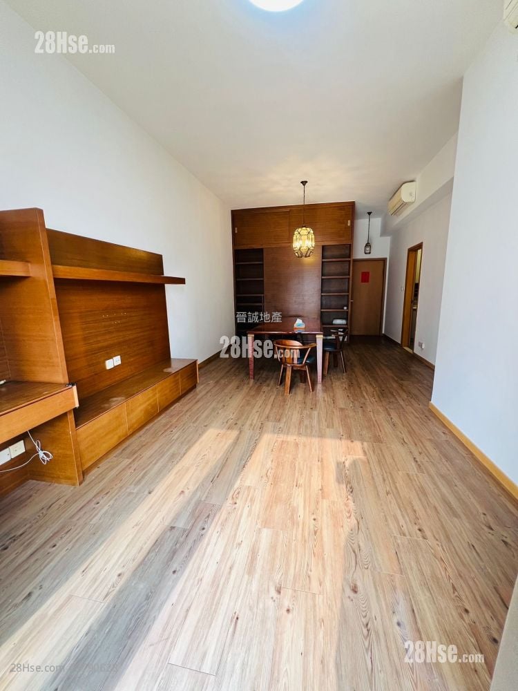 Avignon Rental 3 Bedrooms , 2 Bathrooms 918 ft²