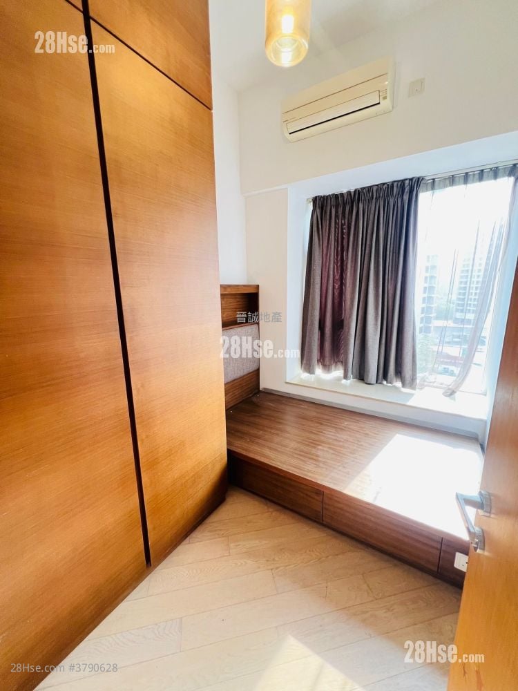 Avignon Rental 3 Bedrooms , 2 Bathrooms 918 ft²