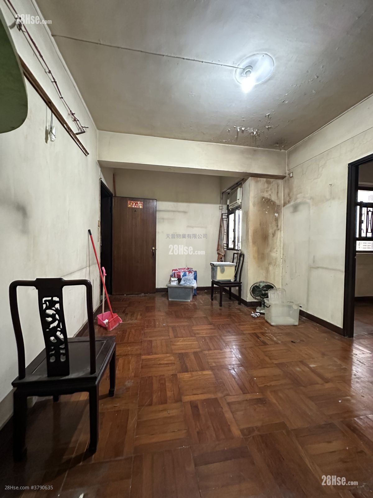 金龙楼 售盘 2 房 , 1 浴室 374 平方尺