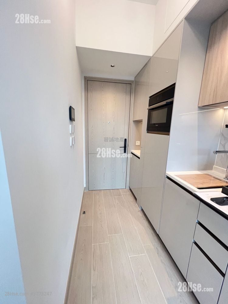 Gold Coast Bay Sell Studio , 1 Bathroom 204 ft²