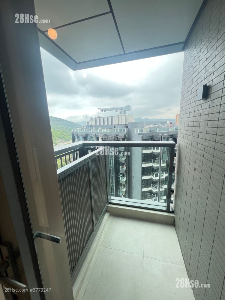 Gold Coast Bay Sell Studio , 1 Bathroom 204 ft²