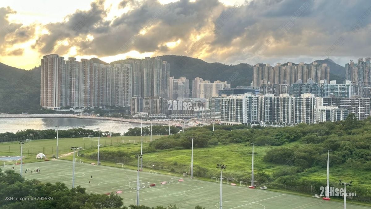 致蓝天 售盘 4 房 928 平方尺