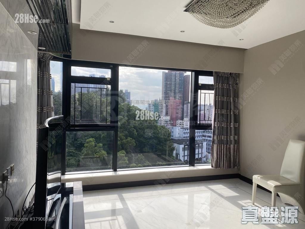 King's Park Hill Sell 2 Bedrooms 1,215 ft²