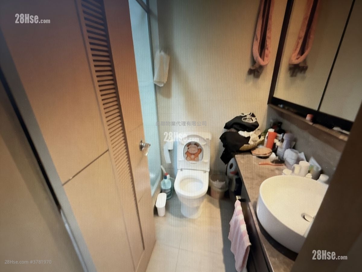 溱岸8号 售盘 3 房 , 1 浴室 725 平方尺