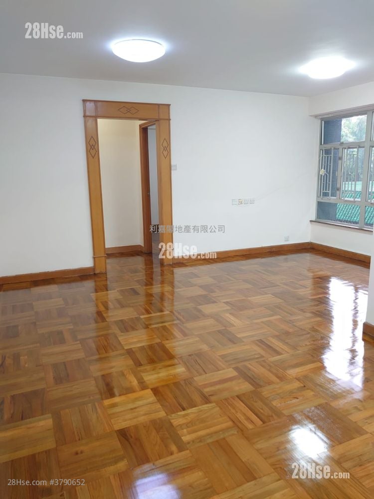 Mei Foo Sun Chuen Sell 2 Bedrooms , 2 Bathrooms 679 ft²