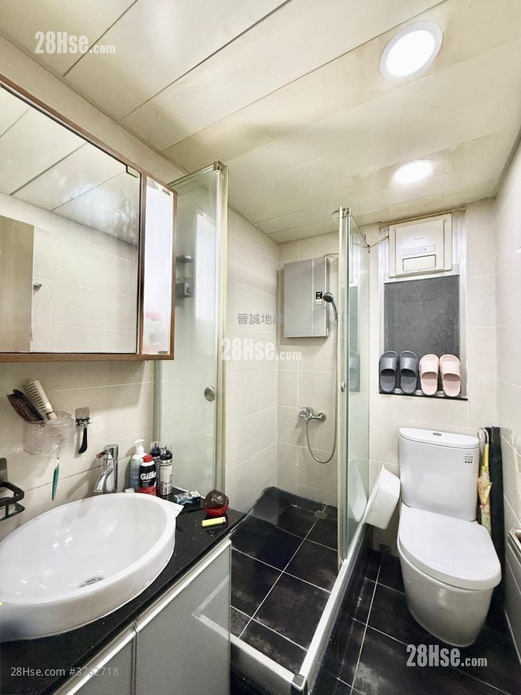 丽都花园 售盘 3 房 , 2 浴室 617 平方尺