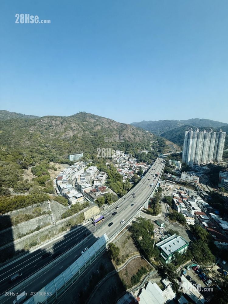 Sea Crest Villa Sell 2 Bedrooms , 1 Bathroom 454 ft²