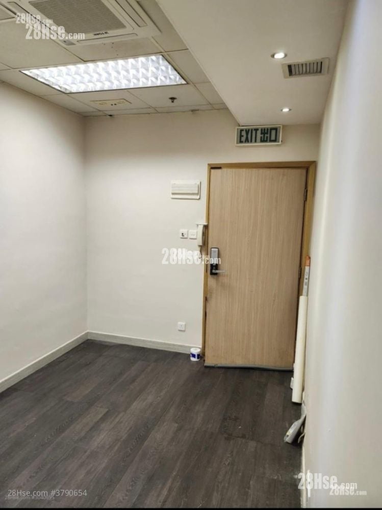 华发工业大厦 售盘 1 房 , 1 厕所 160 平方尺