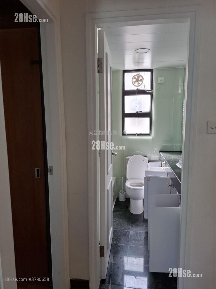 Jubilant Place Sell 2 Bedrooms , 1 Bathroom 566 ft²