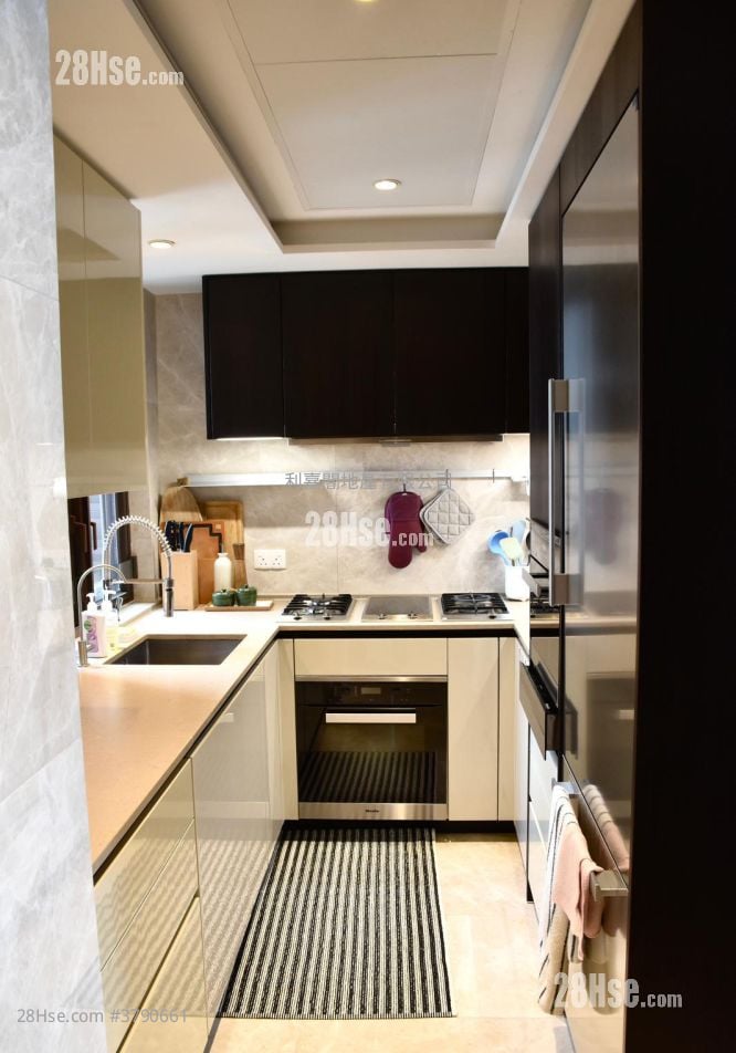 Lp6 Sell 4 Bedrooms , 2 Bathrooms 1,440 ft²