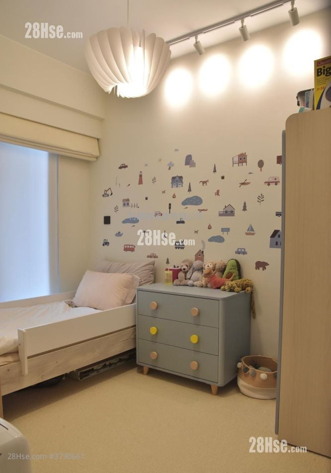 Lp6 Sell 4 Bedrooms , 2 Bathrooms 1,440 ft²