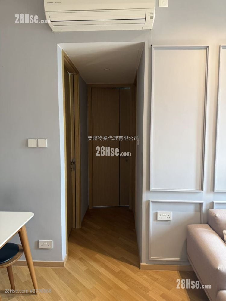 Alto Residences Sell 2 Bedrooms , 1 Bathroom 584 ft²