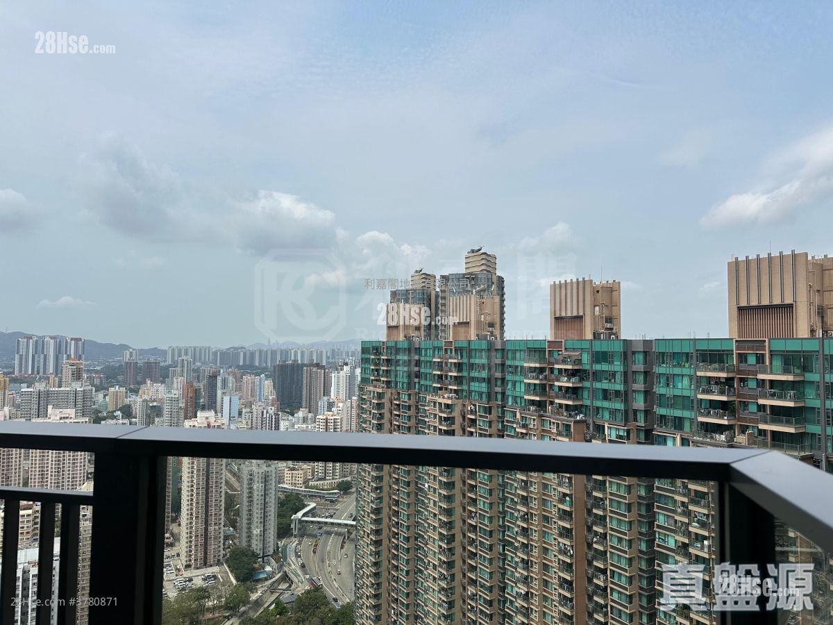 Yoho Midtown 售盘 2 房 , 1 浴室 473 平方尺