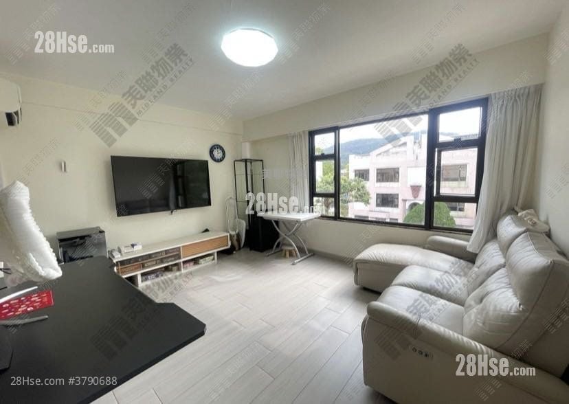 Eden Garden Sell 1,089 ft²