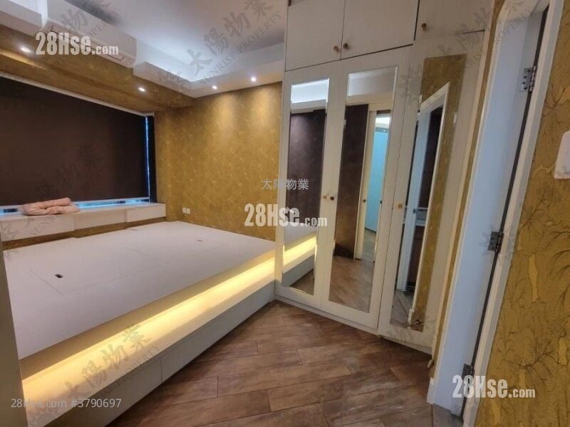 半岛豪庭 售盘 4 房 968 平方尺