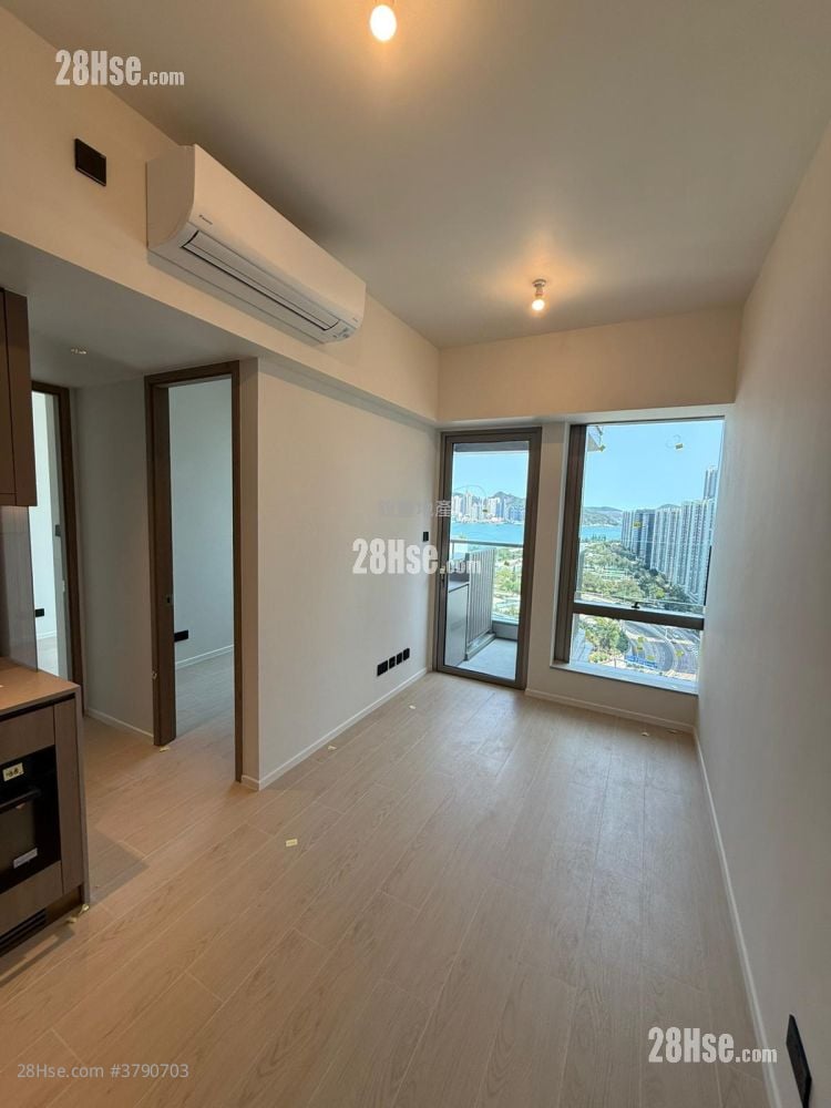 Finnie 租盘 2 房 , 1 浴室 361 平方尺